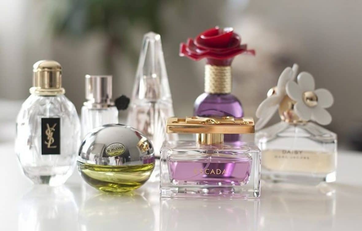 10 способів продовжити стійкість улюблених парфумів