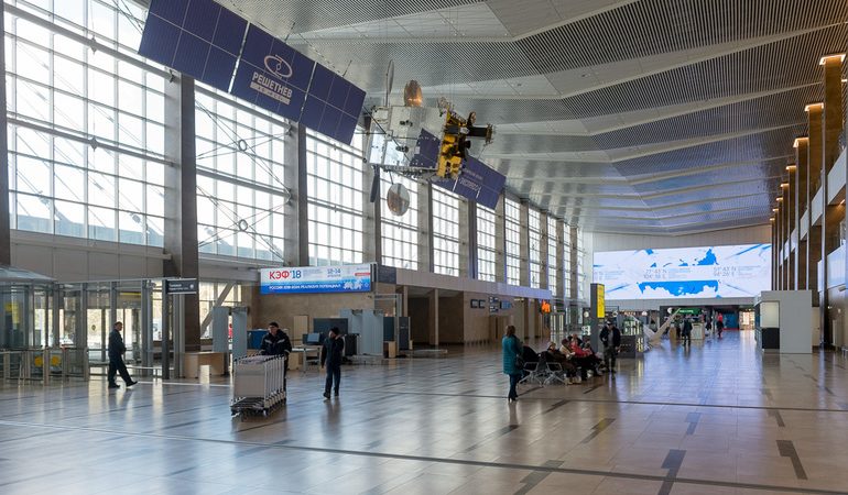 Аеропорт сонники: значення сну з літаками, митницею, залом реєстрації та паспортним контролем