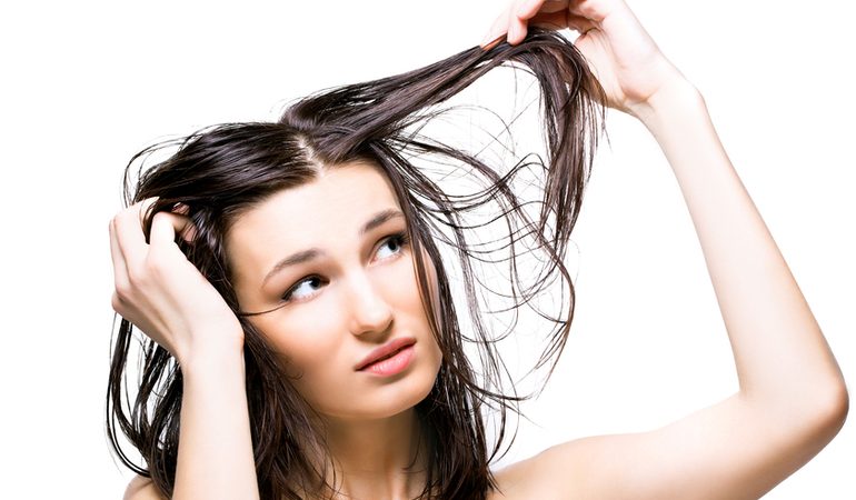 Брудні волосся: до чого сняться, тлумачення різних сонників