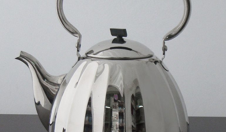 Чайник сонники: тлумачення сновидіння в залежності від часу року і зовнішнього вигляду ємності