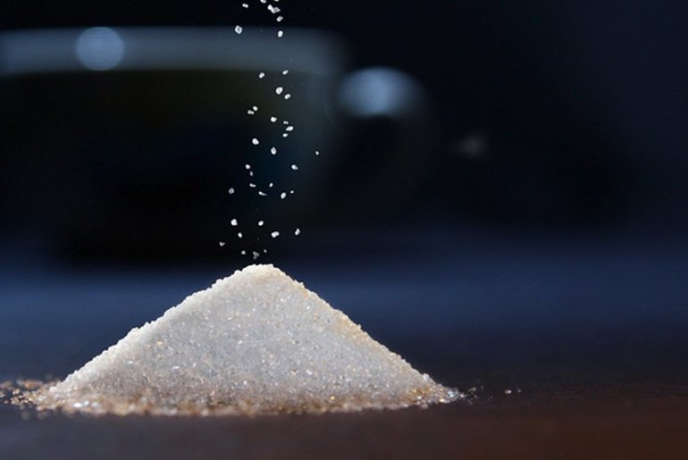 До чого сниться цукор: що означає пісок і рафінад по сонникам, якщо розсипати або підмітати його
