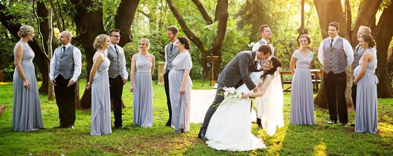 До чого сниться гуляти на весіллі: вінчальний наряд жінки, популярні сюжети, як зрозуміти свій сон