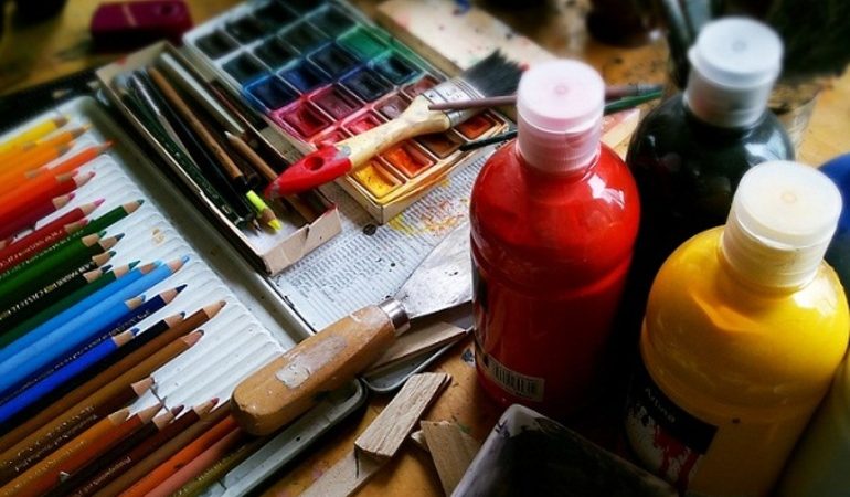 До чого сниться малювати картини за сонником: олівцями, фарбами, крейдою або фломастерами
