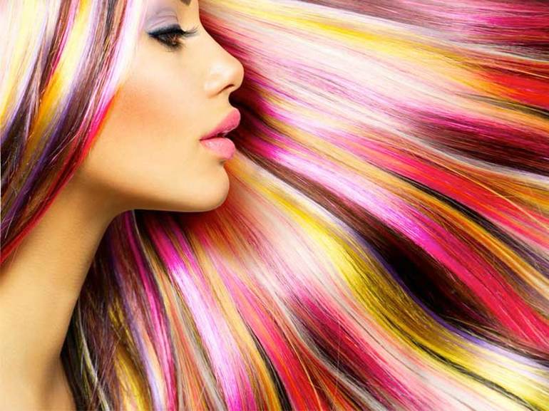 До чого сниться інший колір волосся: зміна іміджу, красива чи невдала зачіска, тлумачення за різними сонникам