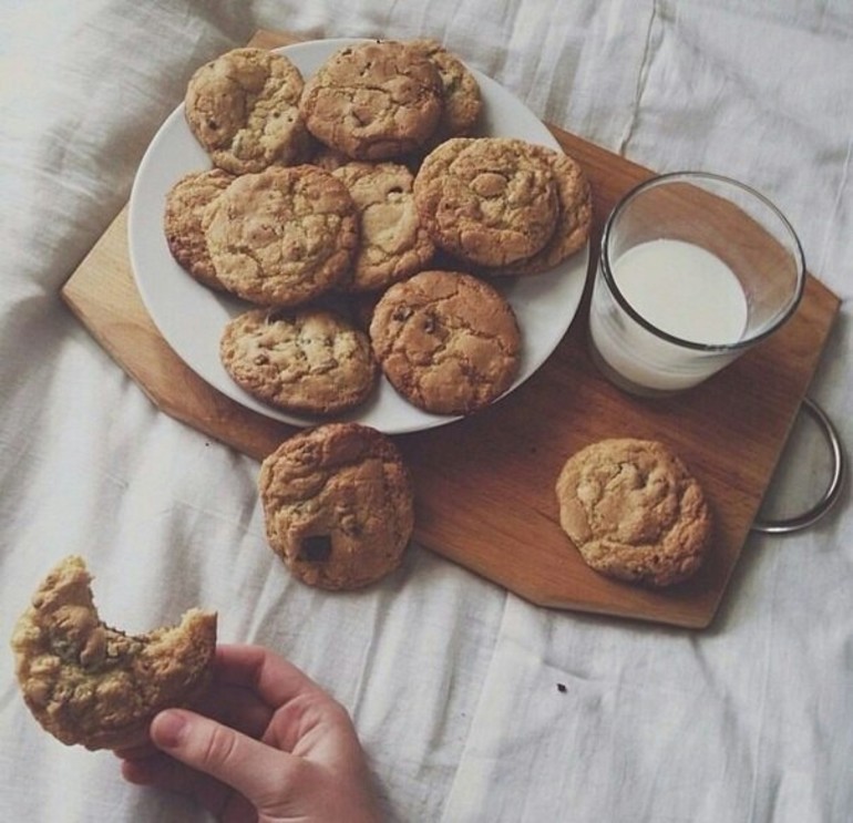 До чого сниться печиво: тлумачення солодкого сонники, що означає купувати, пригощати або пекти солодощі