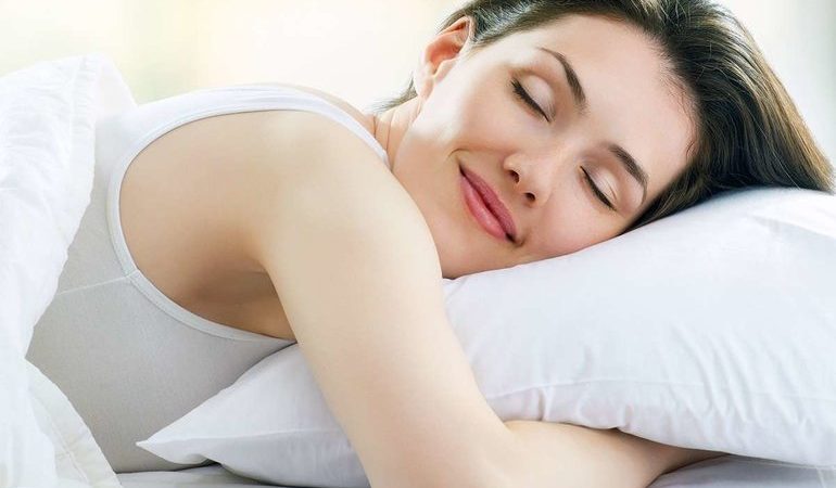 До чого сниться співати у сні: сюжет для чоловіка і жінки, тлумачення за сонниками