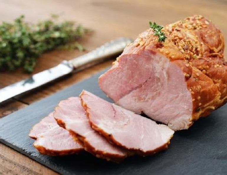 До чого сниться варене м’ясо: значення сну з вареною курятиною, яловичиною або свининою