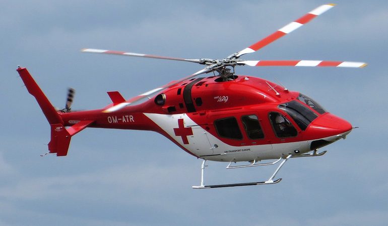 До чого сниться вертоліт: політ і крах по сонникам, що означає бачити воду, зелень і чисте небо