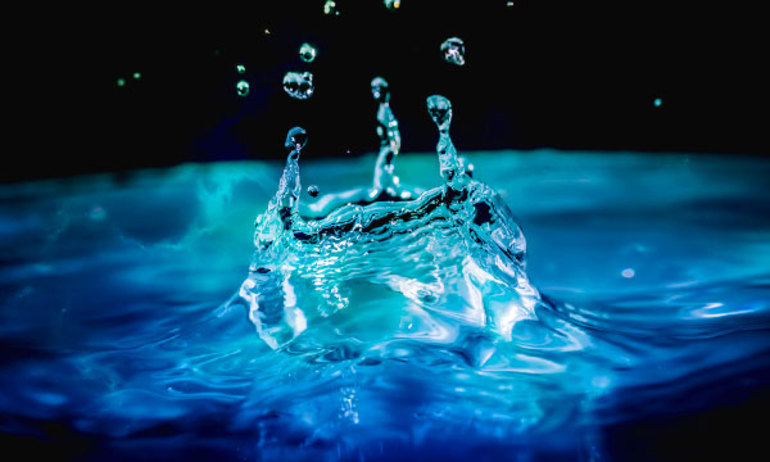До чого сниться вода: значення і тлумачення світлої і темної рідини по соннику