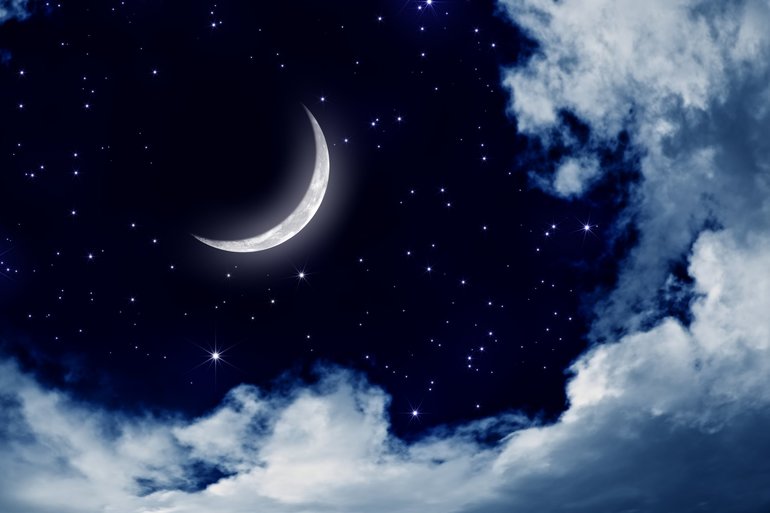 До чого сниться зоряне небо: розшифровка значення місяця і зірок по сонникам