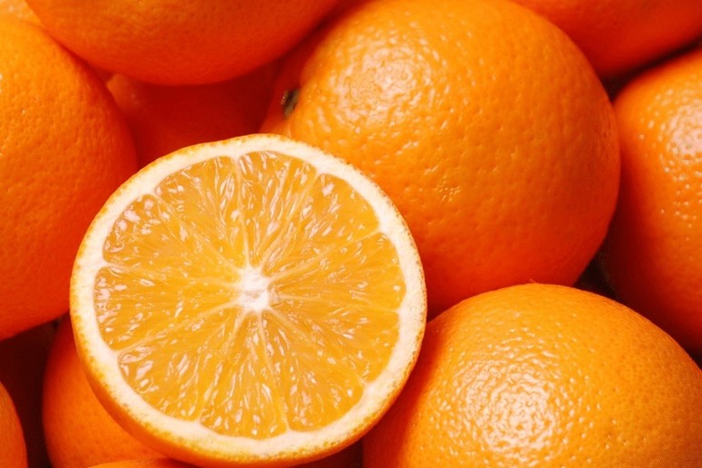 До чого сняться апельсини: тлумачення для чоловіків і жінок, купувати фрукти або зривати плоди з дерева