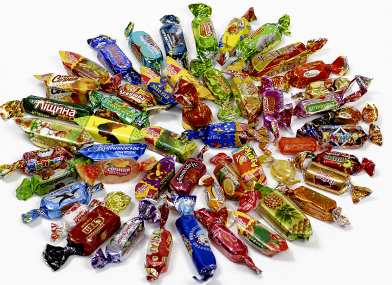 До чого сняться шоколадні цукерки: що означає їсти солодощі або купувати красиву коробку по соннику