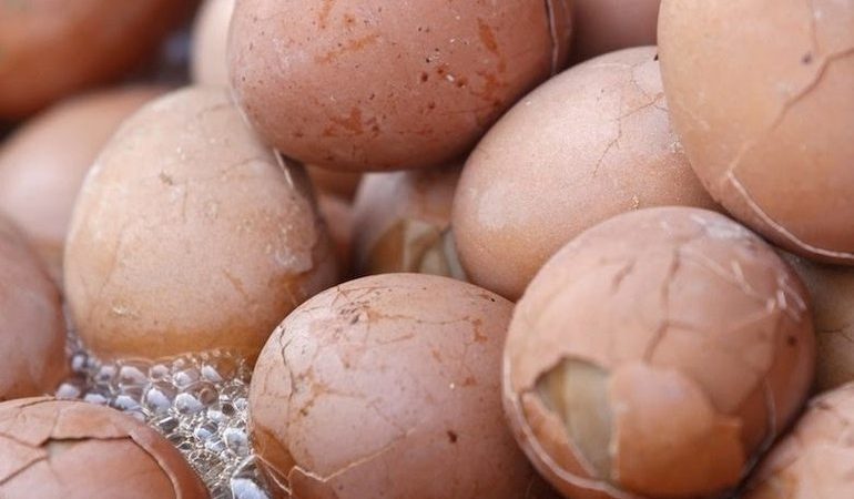 До чого сняться тухлі курячі яйця: різні сонники і сюжети