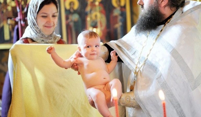 Хресна в соннику: тлумачення різних сюжетів сновидіння