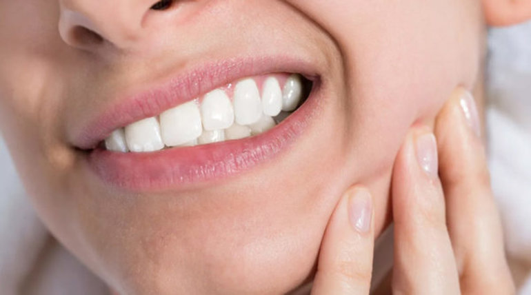 Карієс на зубах у сні: загальне тлумачення, у сновидця і у інших людей, до чого сниться виривати або лікувати зуб