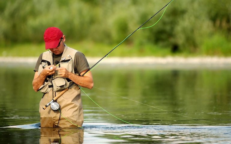 Ловити рибу у сні: значення по соннику для чоловіків і жінок
