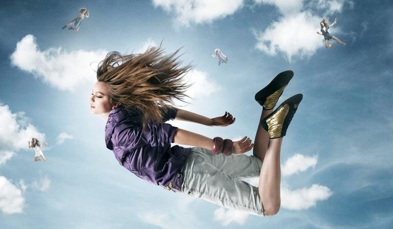 Падіння з висоти: до чого сниться сон чоловікові і жінці, дитині, тлумачення за сонником Міллера та інших