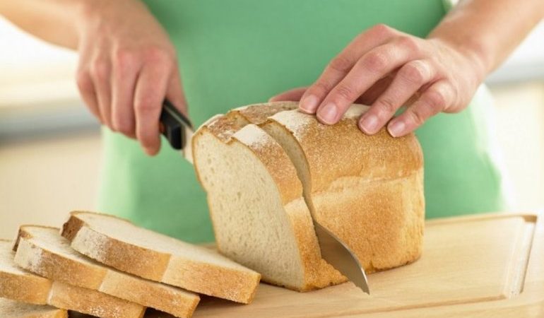Різати хліб у сні: значення мрій з білої або чорної буханцем в популярних сонники