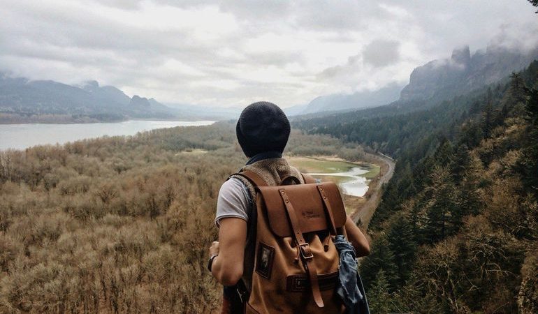 Рюкзак сонники: до чого приснилися різні види ранця і дії з ним