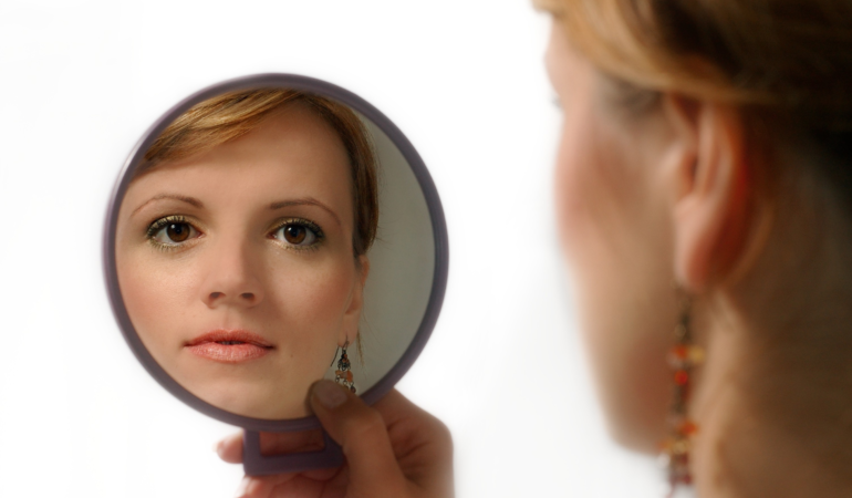 Що говорить сонник, якщо приснилося своє, чуже і чоловіче обличчя