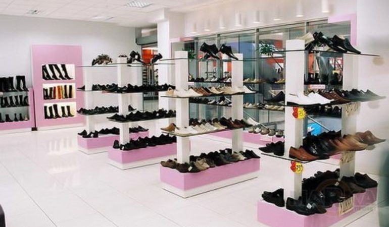 Що означає купувати взуття уві сні: до чого сниться бутік або взуттєвий магазин, що віщує покупка туфель