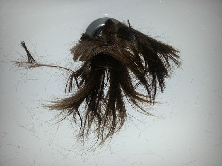 Що значить відрізати волосся у сні: колір і довжина, різні зачіски по соннику, що означає бачити перукаря