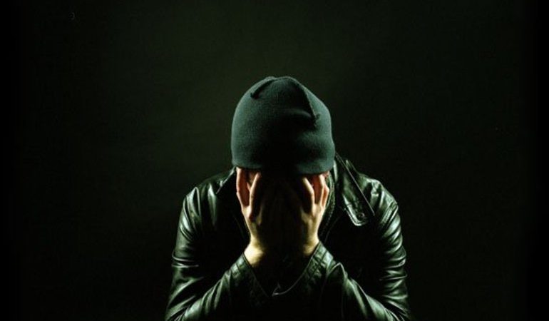 Сон, де сниться смерть близького друга, який живе: тлумачення з сучасних сонників і провісників