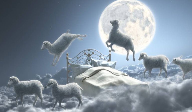 Сон, де сняться вівці: жінці та чоловікові, біля будинку і на лузі, тлумачення за різними сонникам