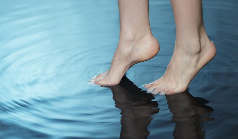 Сонник: ноги жіночі і чоловічі, худі й товсті, волохаті і босі