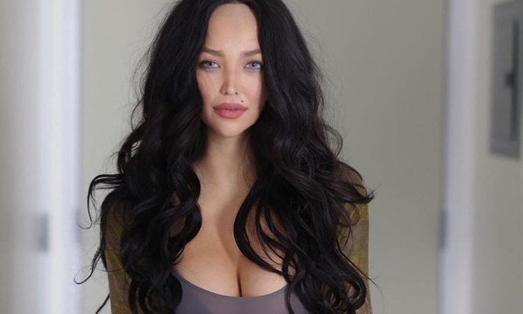 Таємнича азіатка: всі Олександр Цекало знає про свою наречену?