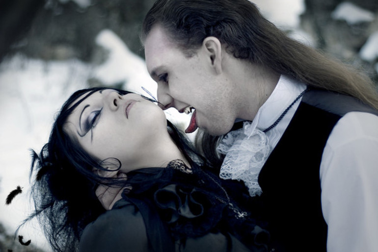 Трактування, до чого сняться вампіри: значення для чоловіків і жінок, тлумачення бачення з різних сонникам