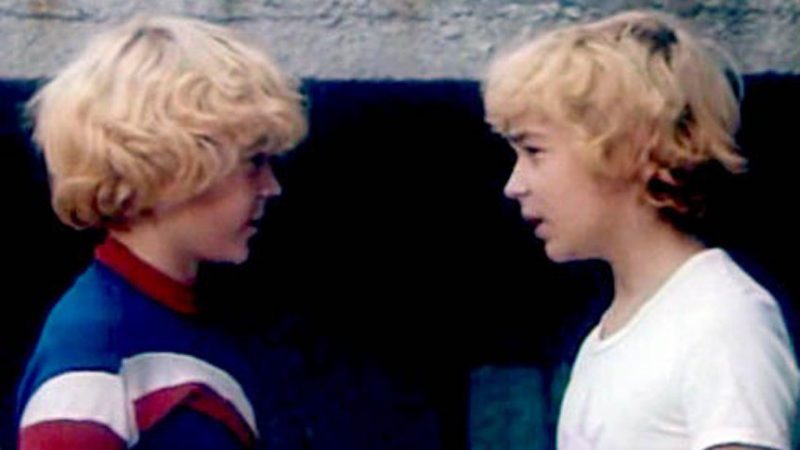 Від шаленої популярності до великих боргах: чому всім відомі брати з фільму “Пригоди електроніка” опинилися на самому дні?