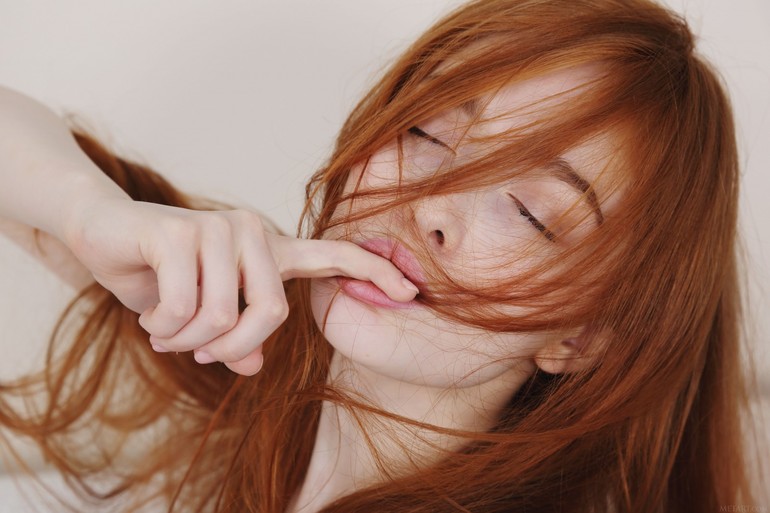 Як трактує сонник волосся в роті: що підказує сновидінню сон, в якому він витягує волосся з рота і горла