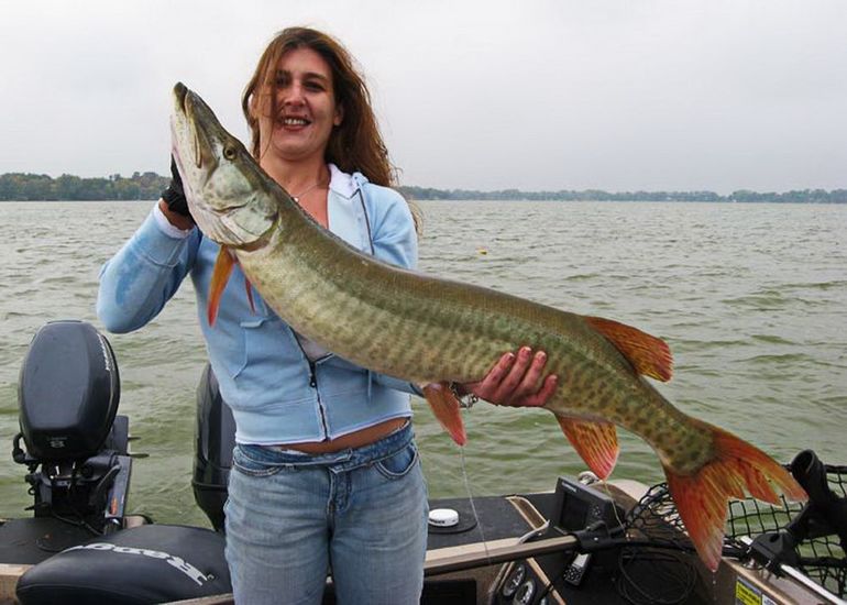 Зловити велику рибу у сні: тлумачення по сонникам для жінок і чоловіків