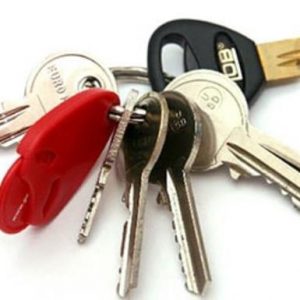 Зв’язка ключів від квартири або машини: значення та трактування, до чого можуть снитися ключі