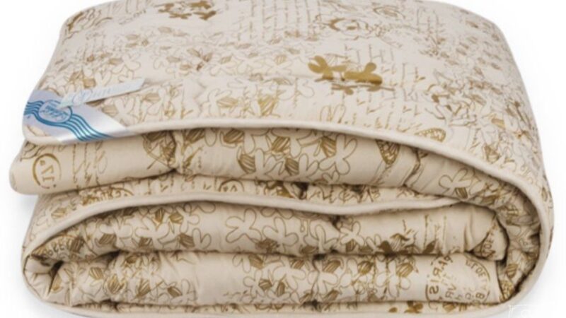 Ковдри з наповнювачем з овечої вовни