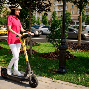 Електросамокати: транспорт для міста, села та подорожей