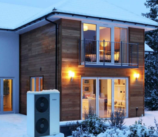Чим дешевше опалювати будинок: котли чи тепловий насос?